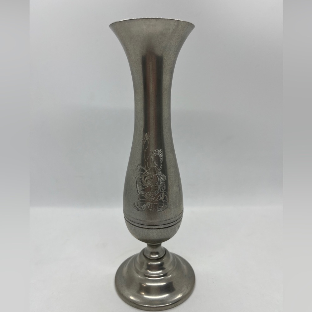 Stieff Pewter Bud Vase Roses 6 3/4 inch high